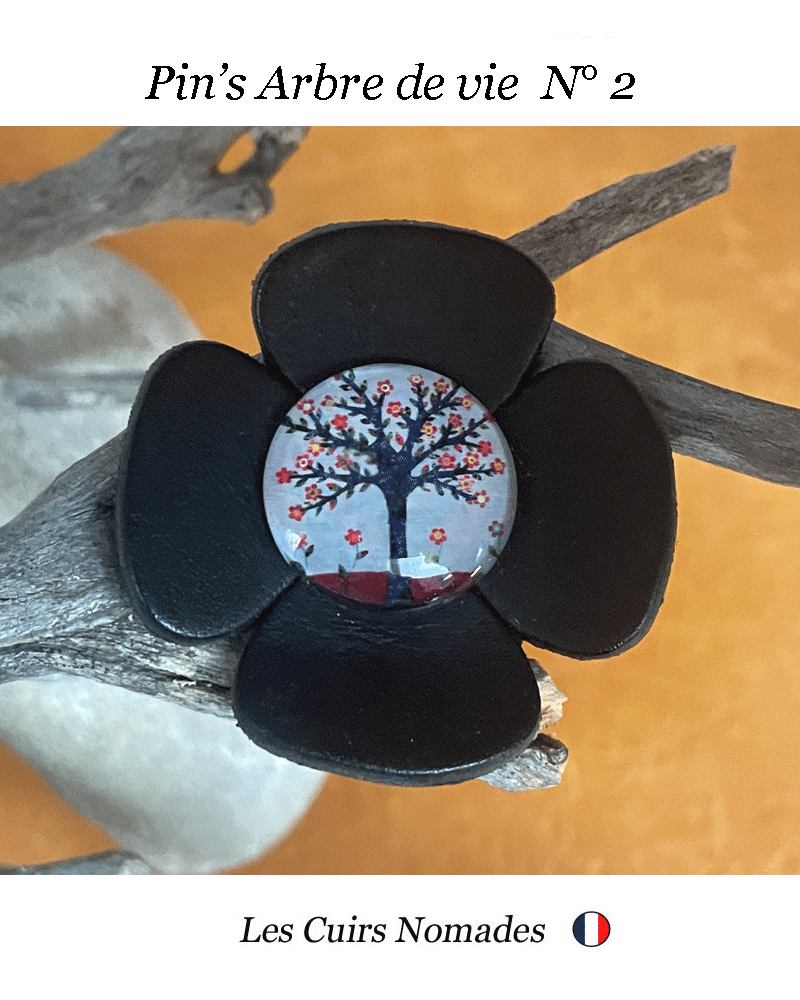 Pin's Arbre de Vie les petits Porte-Bonheurs  🇫🇷 – Image 4