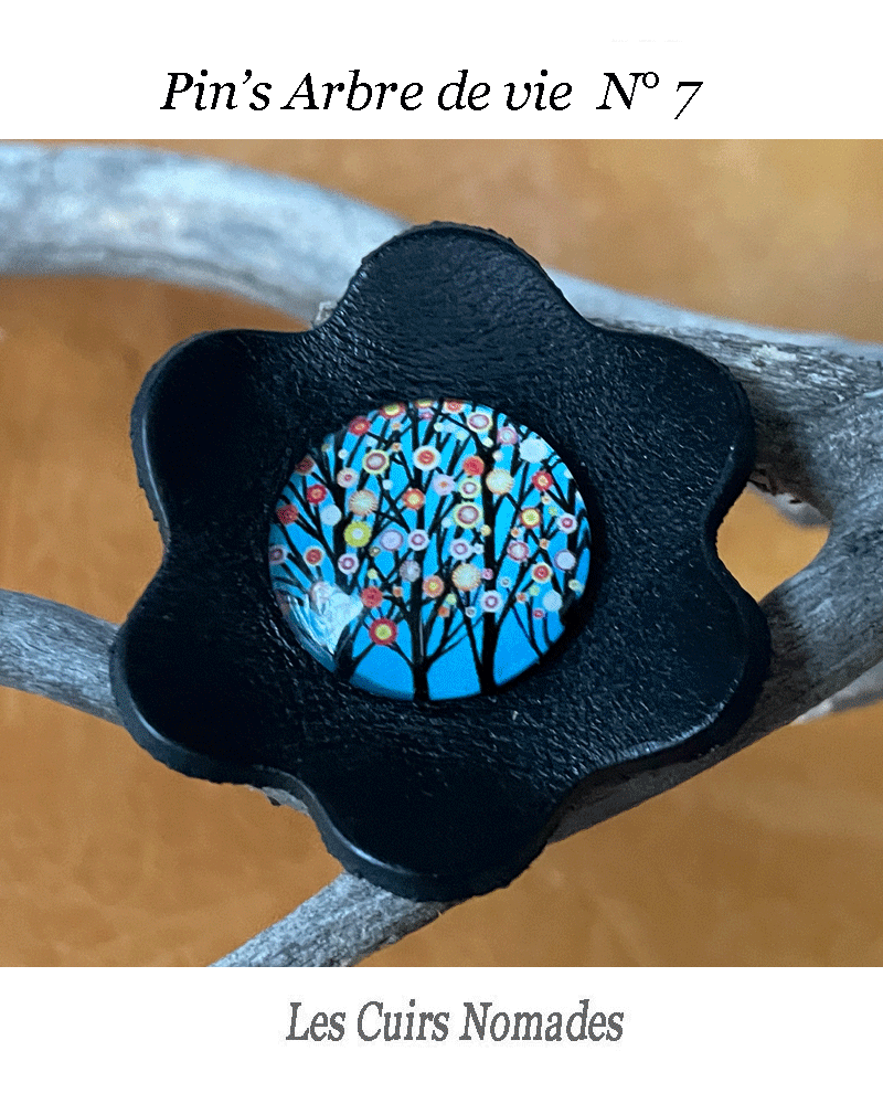 Pin's Arbre de Vie les petits Porte-Bonheurs  🇫🇷 – Image 9